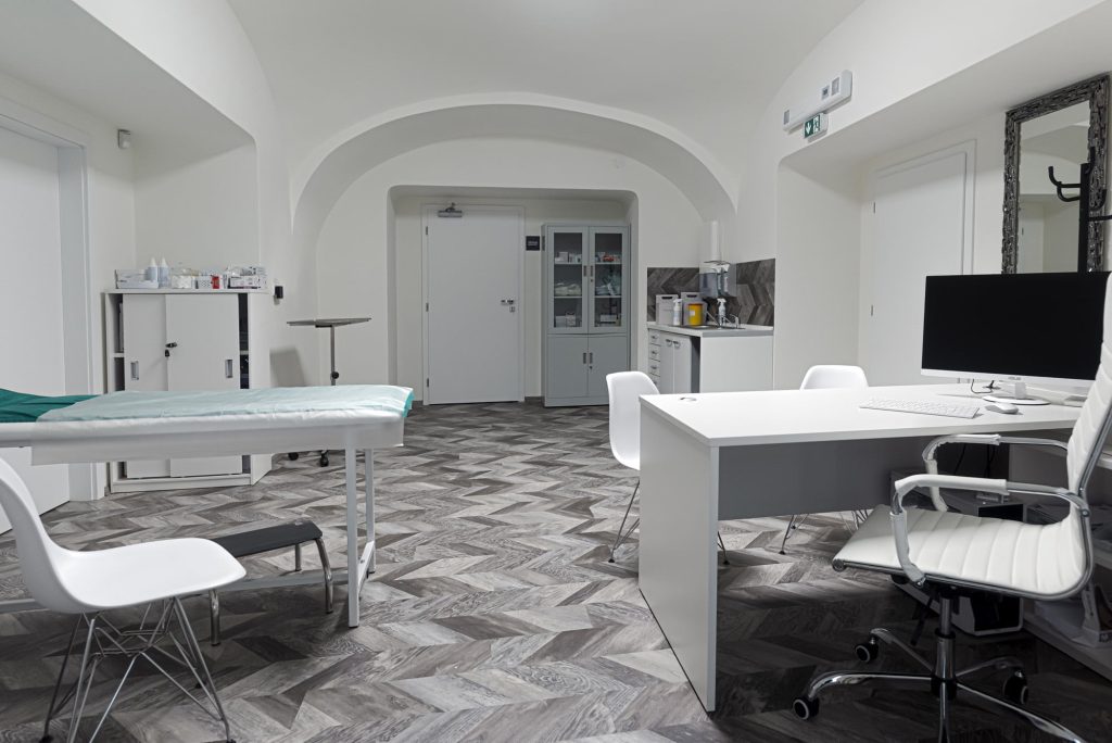 Aurel Clinic - Ortopedia poprad